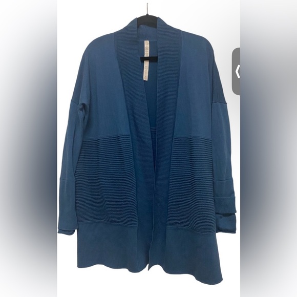 lululemon athletica Jackets & Blazers - COPY - Lululemon Sit In Lotus II Wrap Size 10